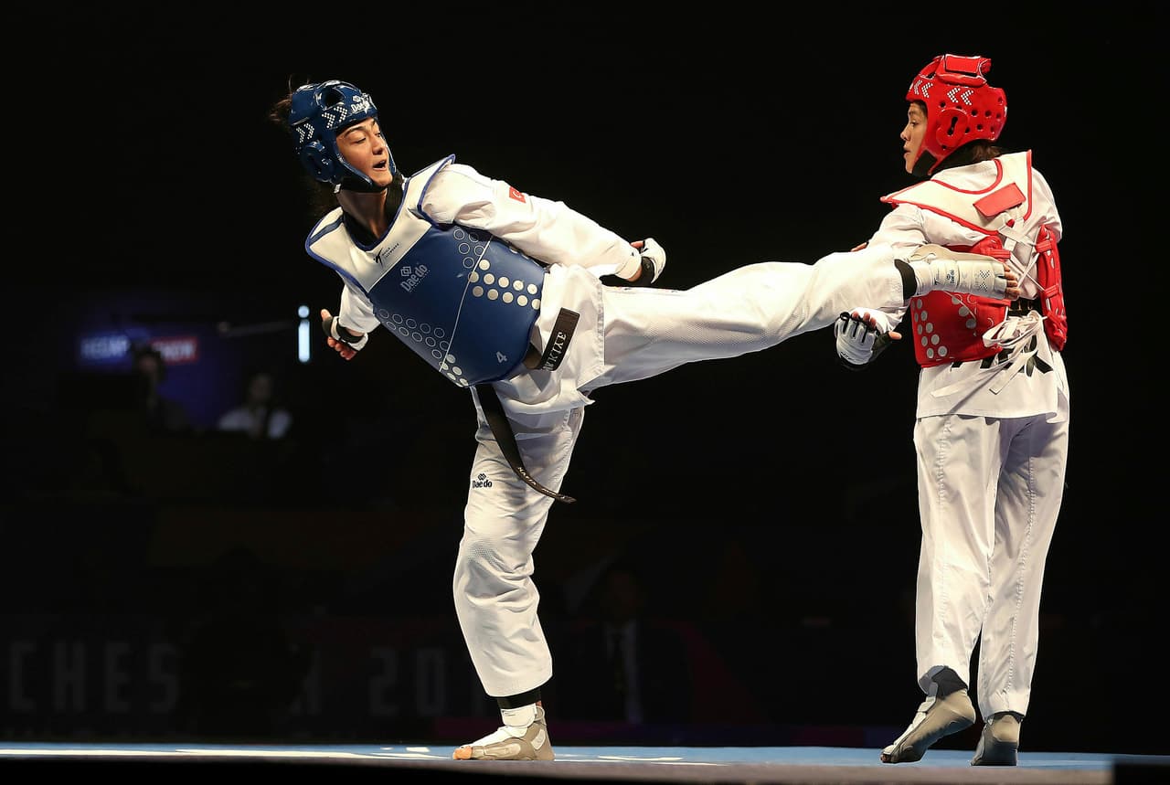 Si bien Maria Espinoza (rojo) ya igual´ó el registro de la coreana Oh Hye-Ri en cantidad de medallas en un Mundial, quiere ser la primera en completar dos oros en la historia del certamen.
