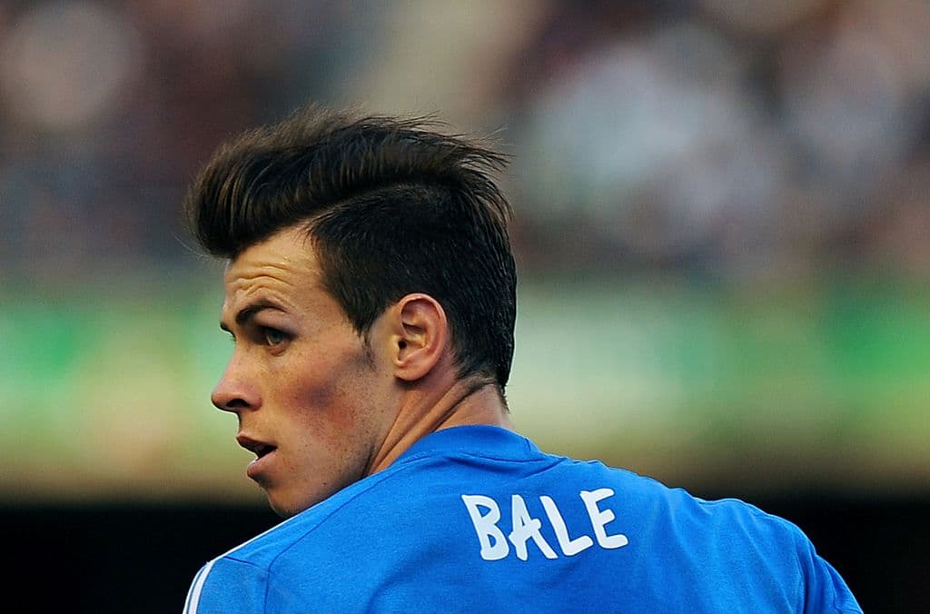 Bale llegó al club merengue con sed de victorias y con un look regular.