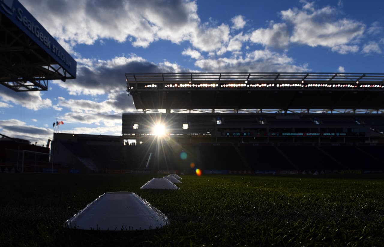 El estadio abrió sus puertas por primera vez en junio de 2006, bajo el nombre de Toyota Park.