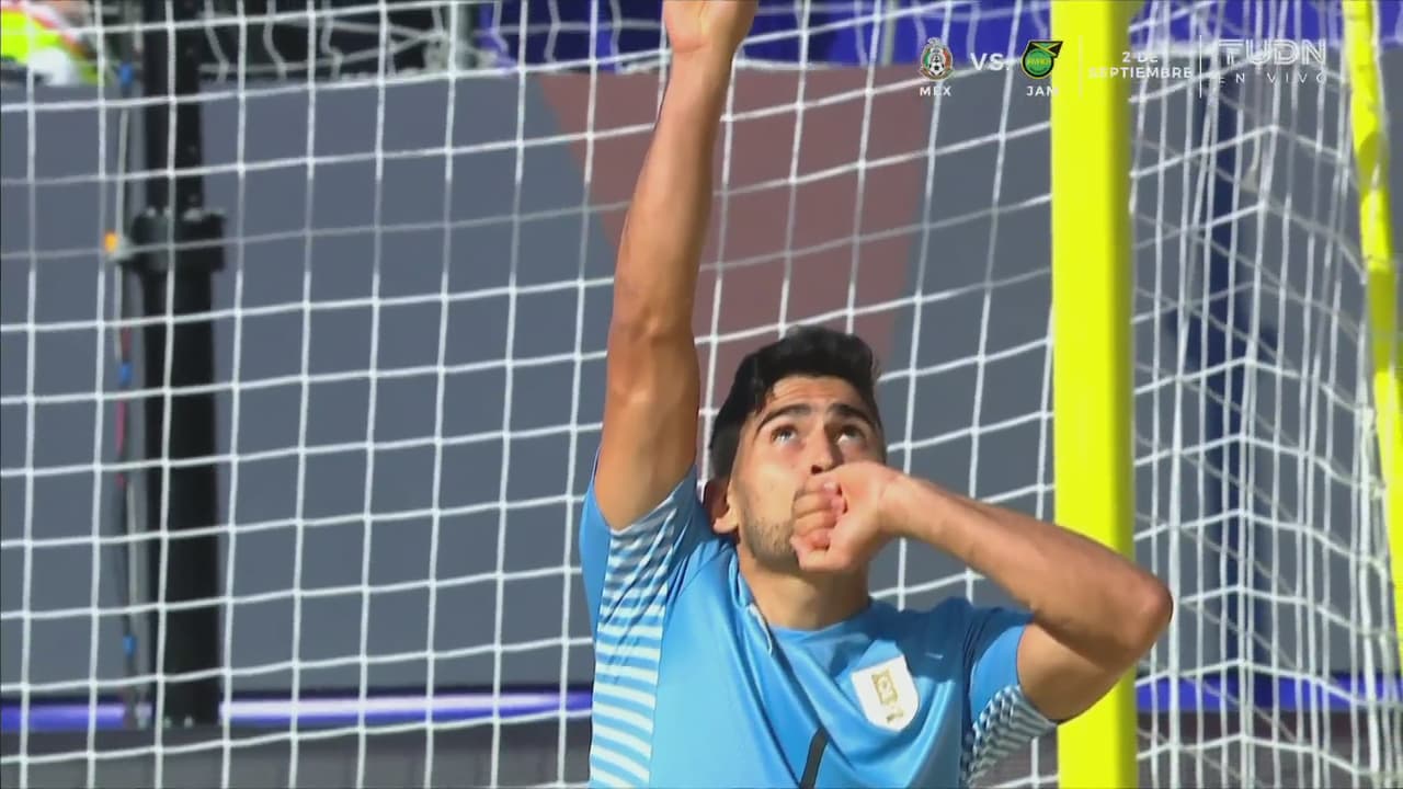 ¡Hunden a Omán! Uruguay consigue su primera victoria con un 4-2