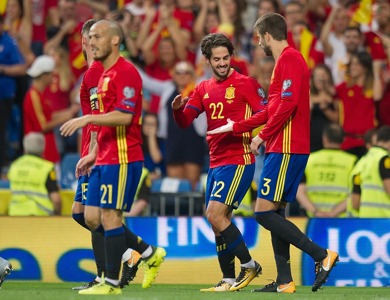 La selección española consiguió sus anotaciones por intermedio de Isco –doblete– y Álvaro Morata.