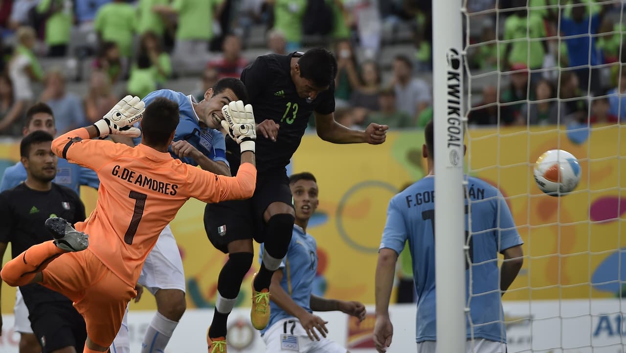 Jordan SIlva anotó de último minuto ante Uruguay.