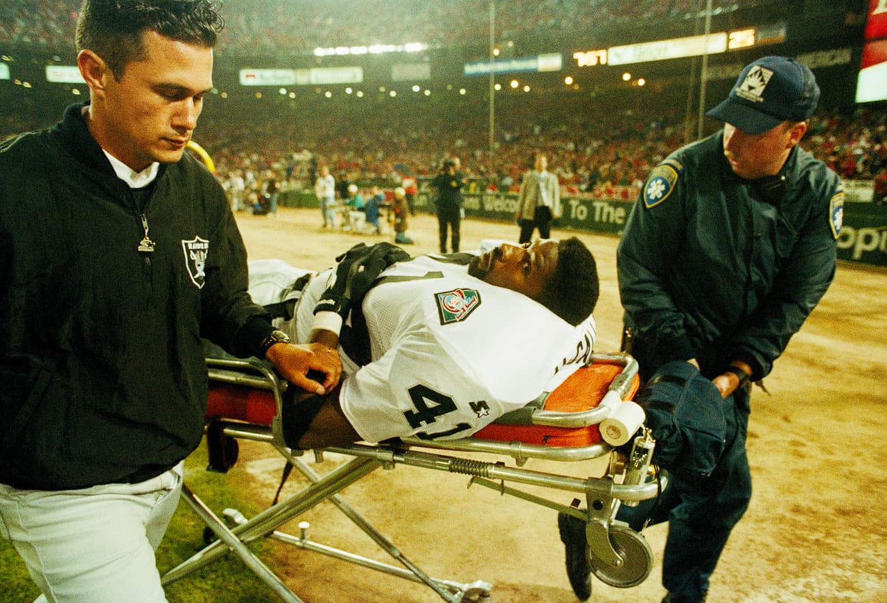 La fractura fue tan grave que el cirujano que lo atendió y le practicó el procedimiento comentó que solo había visto lesiones de ese estilo en accidentes de tránsito.