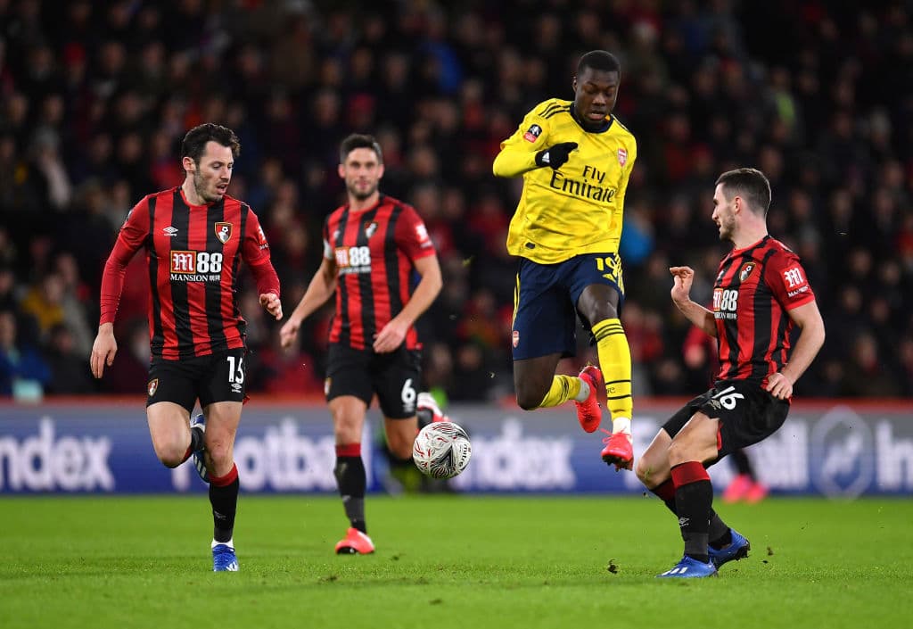 El Arsenal derrotó al Bournemouth 1-2, a domicilio, en la cuarta ronda de la FA Cup, con goles de Saka y Nketiah, que disputó el inicio de la misma con el Leeds United.