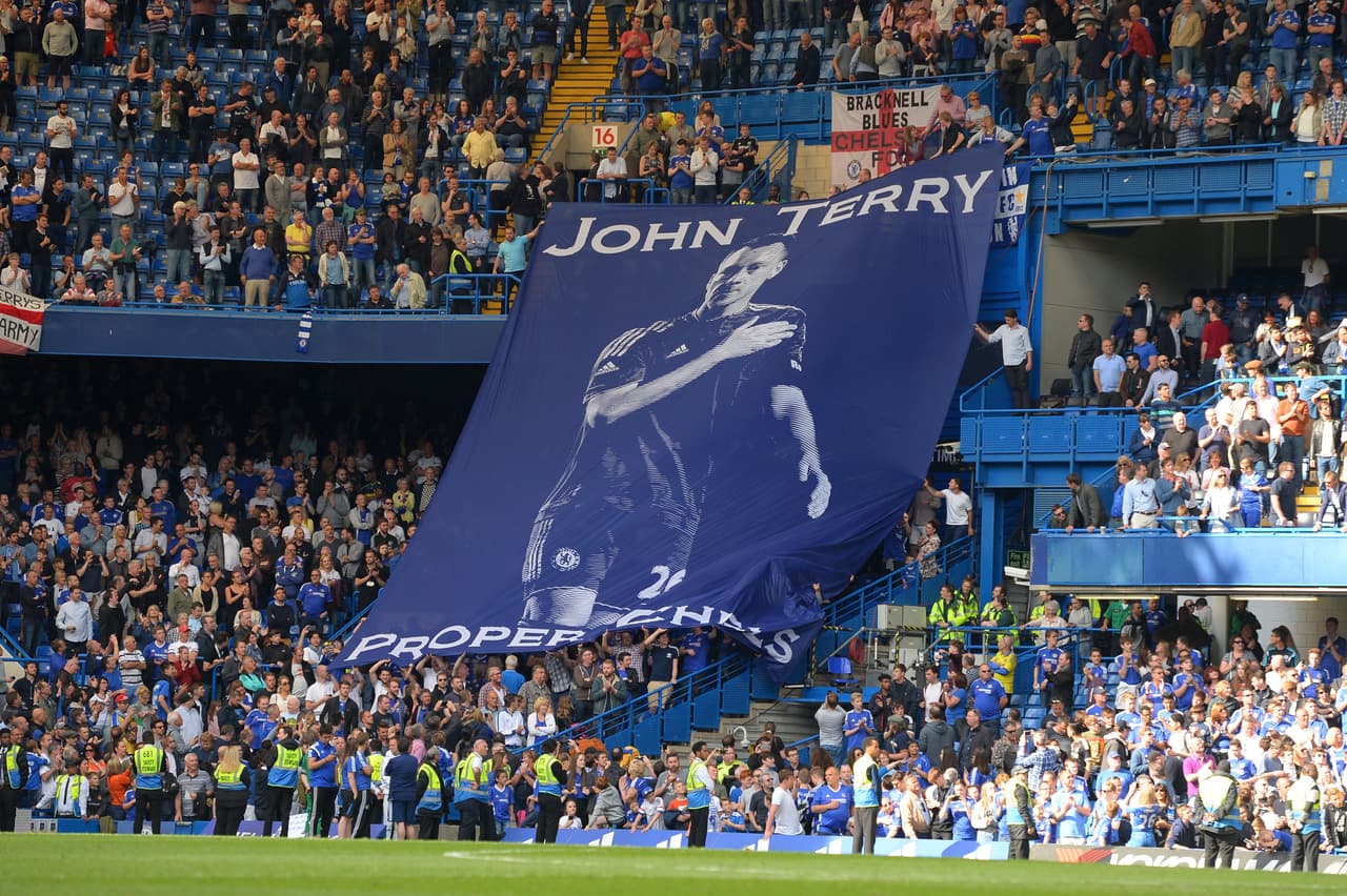 John Terry se convirtió en una leyenda viva del Chelsea, equipo al que dejará tras 22 años de escribir una historia de triunfos y momentos memorables.