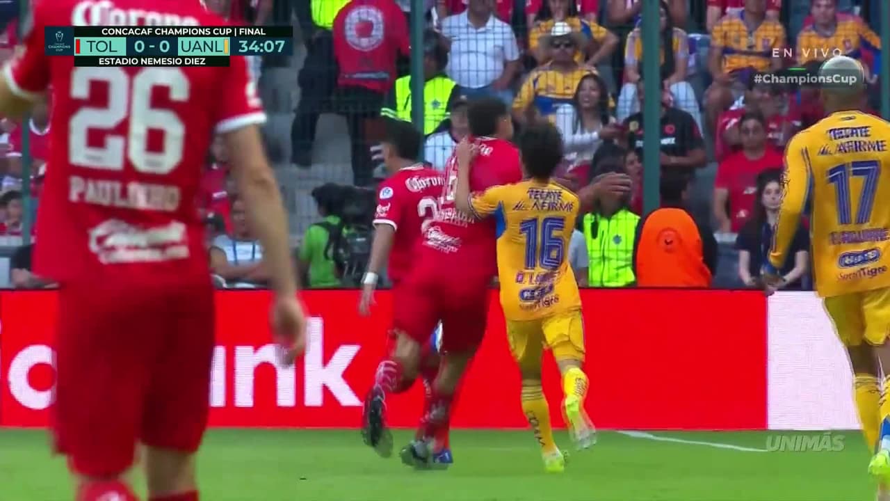 Ojito: Diego Lainez se calienta con Federico Pereira y esto pasa en el Toluca vs. Tigres