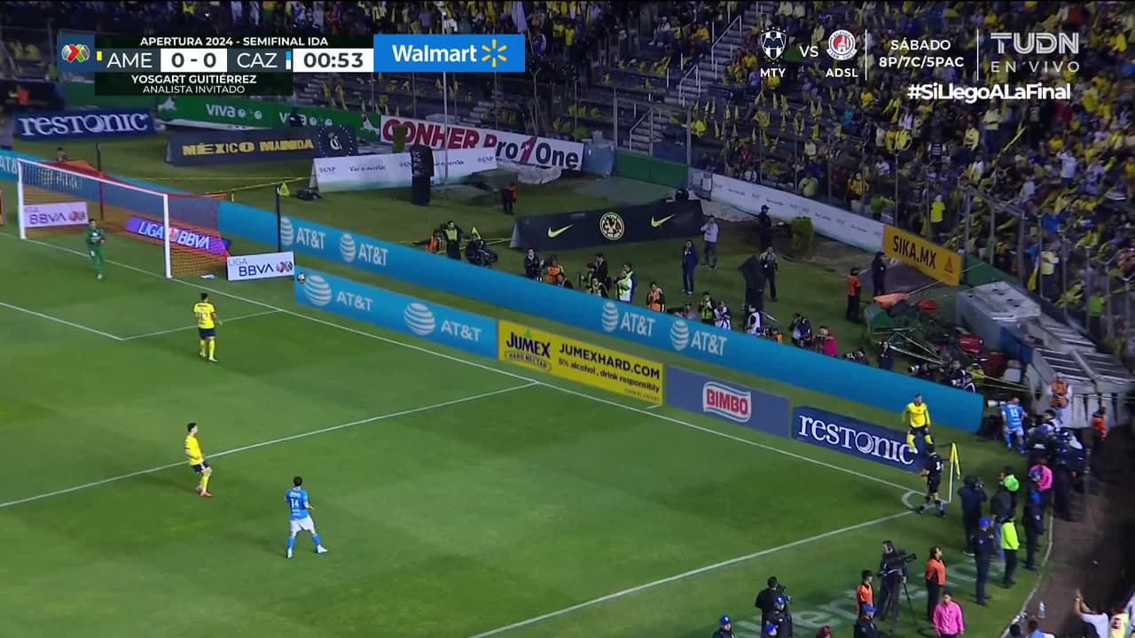 ¡TIRO ATAJADO! disparo por Carlos Rodríguez.