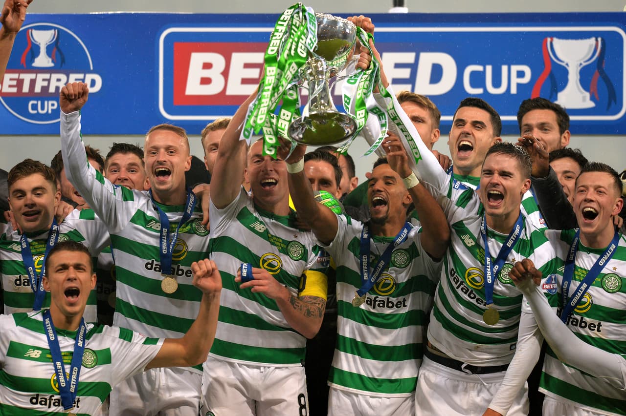 9. Escocia (UEFA) - 720.5 puntos