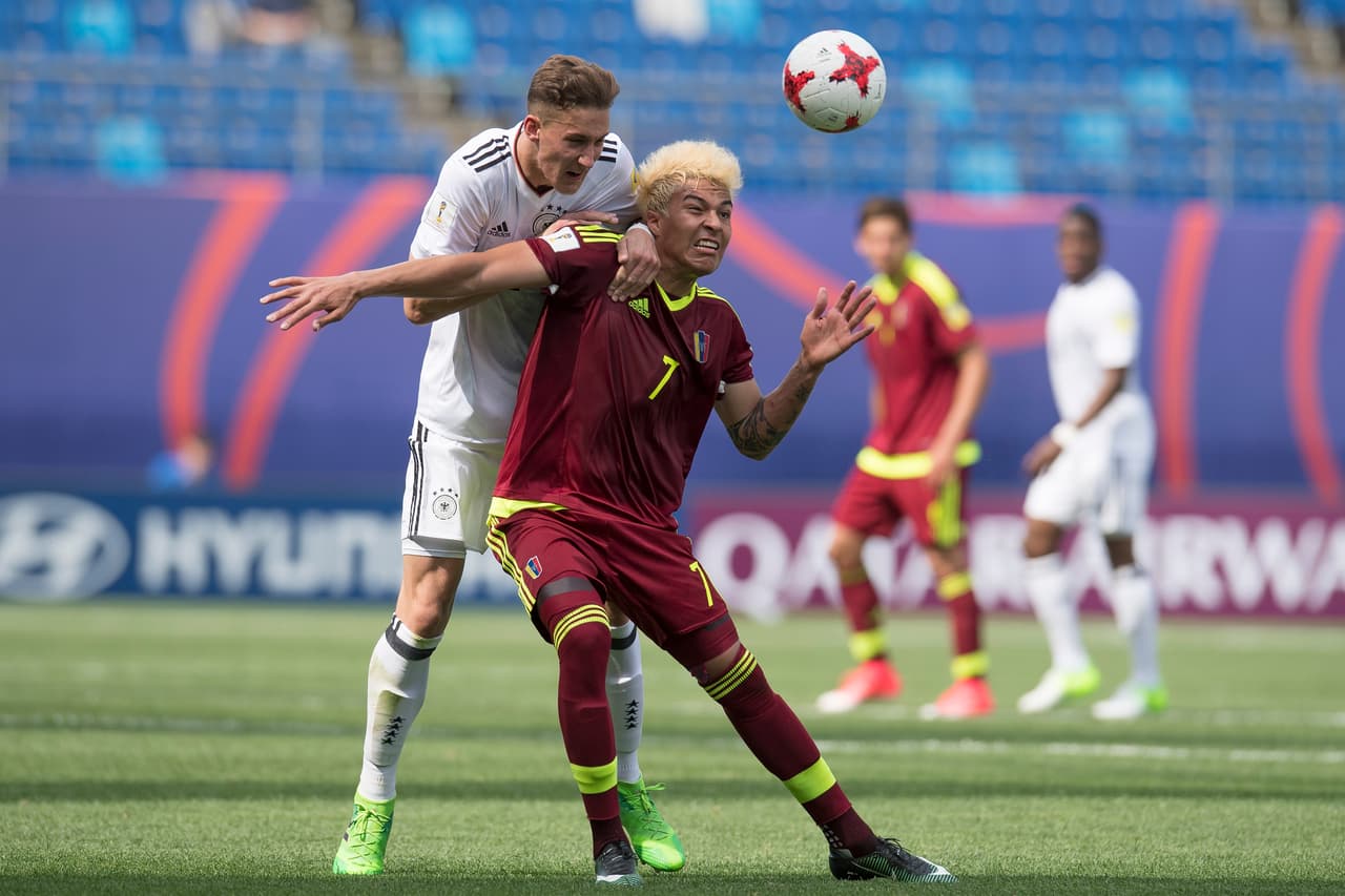 Venezuela contuvo la iniciativa alemana en un choque que significó la apertura del grupo B.