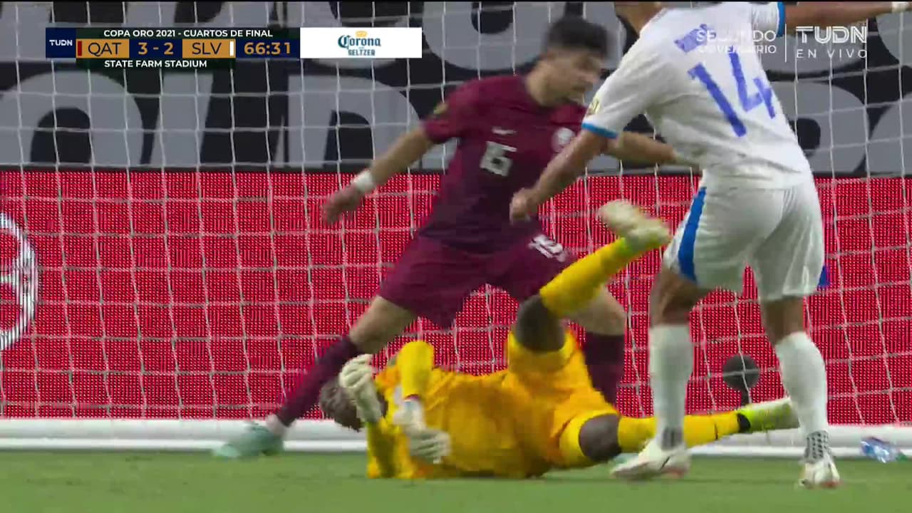 ¡GOL!  anota para El Salvador. ["Joaquin"] ["Rivas"]