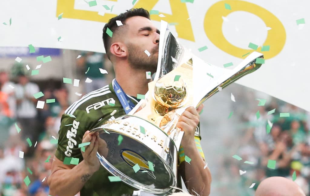 SAO PAULO, BRAZIL - DECEMBER 02: Bruno Henrique of Palmeiras celebrates after winning the Brasileirao 2018 after the match against Vitora at Allianz Parque Stadium on December 02, 2018 in Sao Paulo, Brazil. (Photo by Alexandre Schneider/Getty Images)