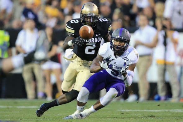 El de Central Arkansas no fue el más rápido en la prueba de las 40 yardas en el Scouting Combine NFL (4.58), pero en la zona roja, la velocidad no es lo que hace que anotes. Él tiene la altura (6-4, 214) y el peso para lograr atrapar pases de touchdown.