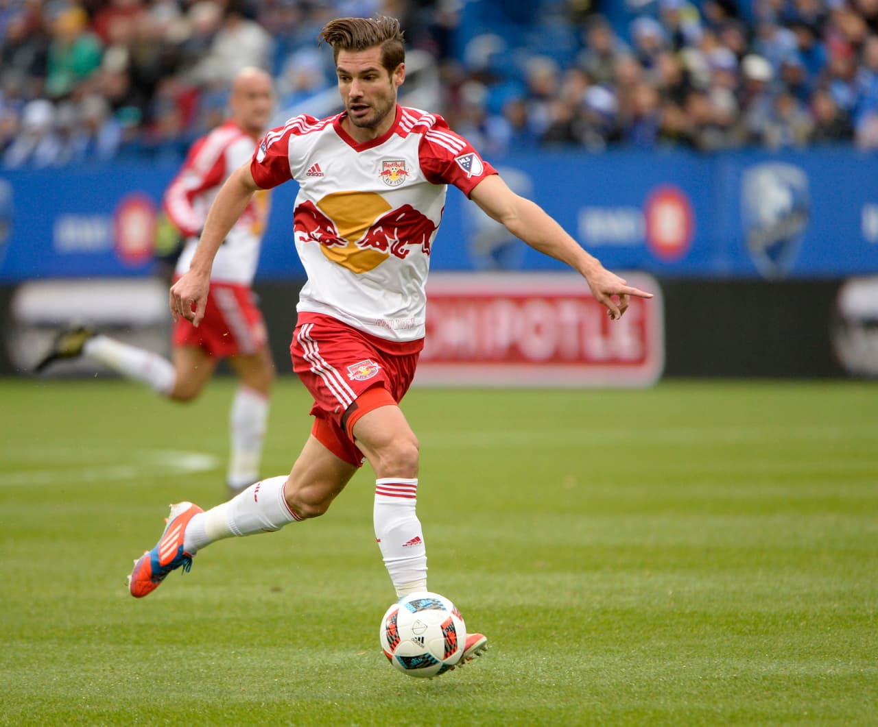 Damien Perrinelle, el defensor de los Red Bulls que brilla en catálogos de moda en Francia