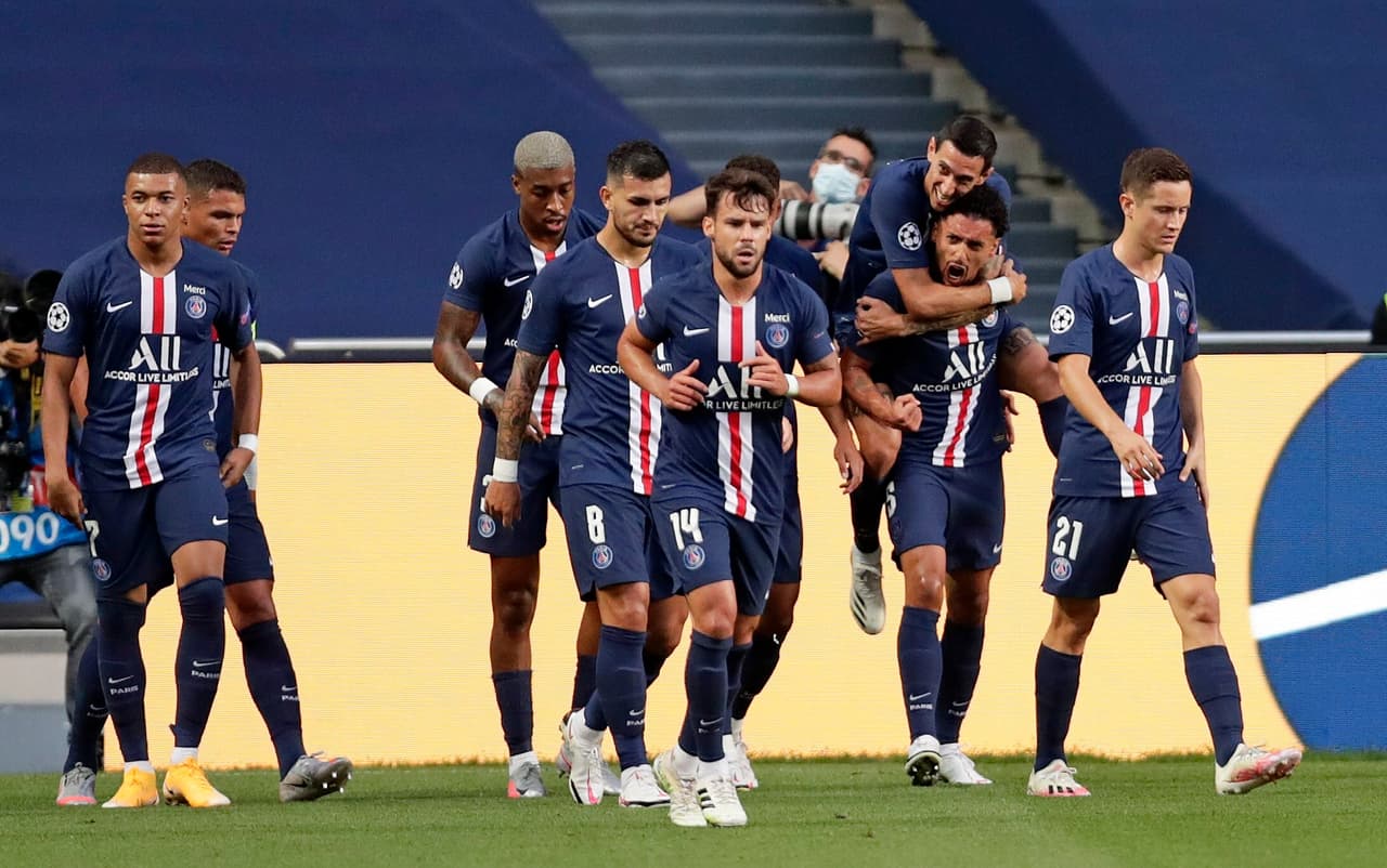 Aunque no había un dominio total de ningún equipo a los 20’ de juego, PSG tenía mayor posesión del esférico.