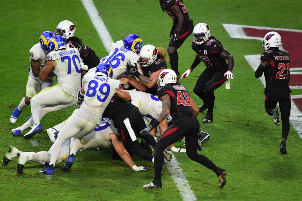 Los Rams continúan enamorando y esta vez vencen 38-28 a los Arizona Cardinals.