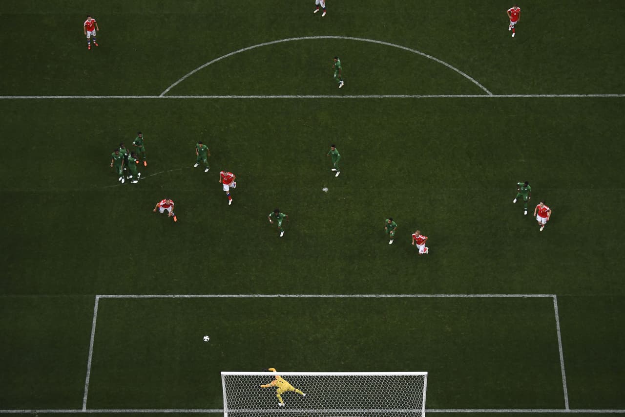 5: Aleksandr Golovin al minuto 48 del segundo tiempo. Rusia 5-0 Arabia Saudita.