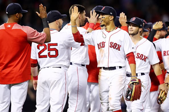 Los Red Sox alcanzan 100 triunfos por primera vez desde 1946