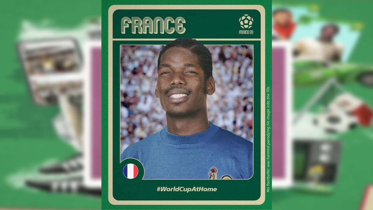 Mucho mejor el look de Paul Pogba en los 70 que la cresta de colores que suele usar, ¿no creen?