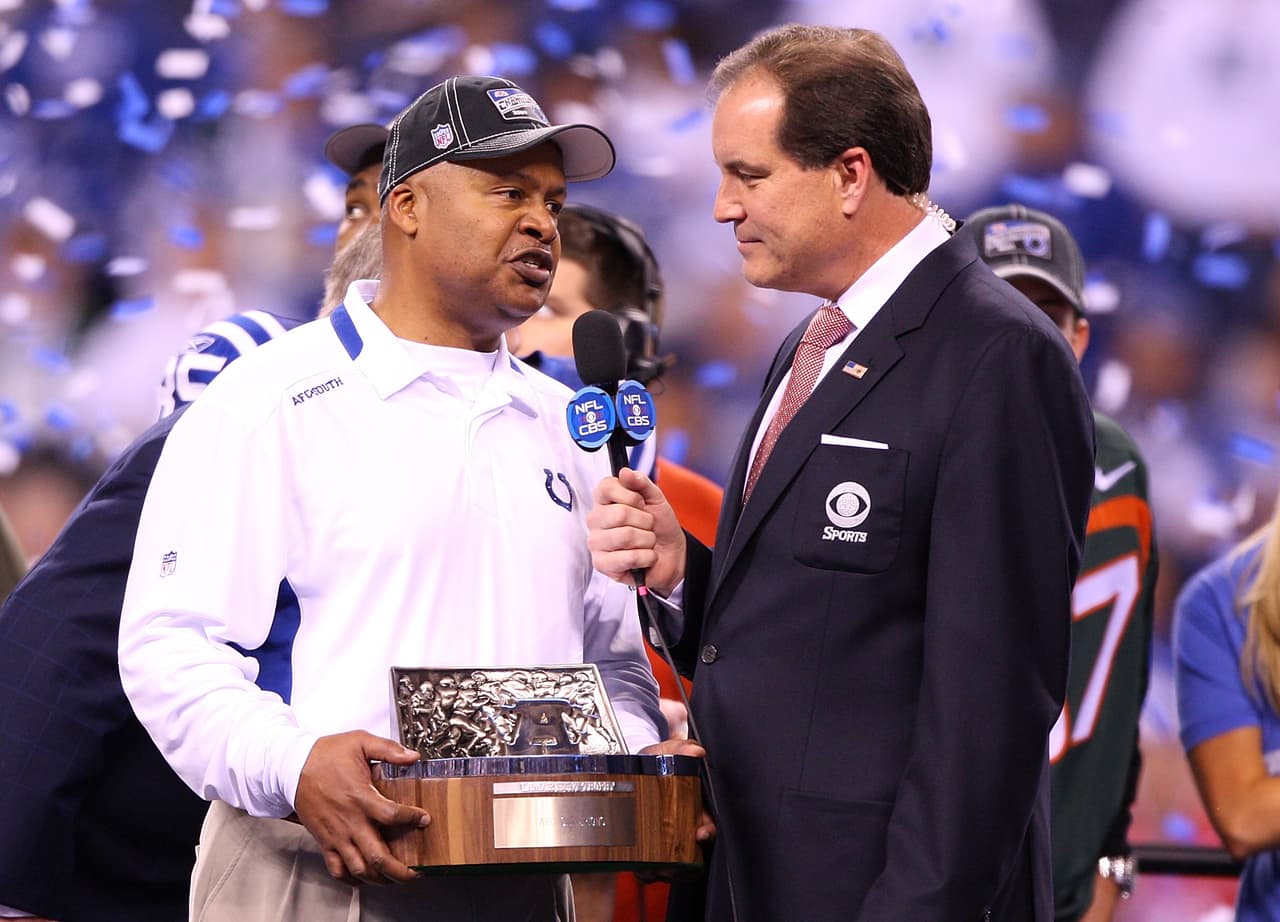 Jim Caldwell (2009-2011) (26 victorias, 22 derrotas).
