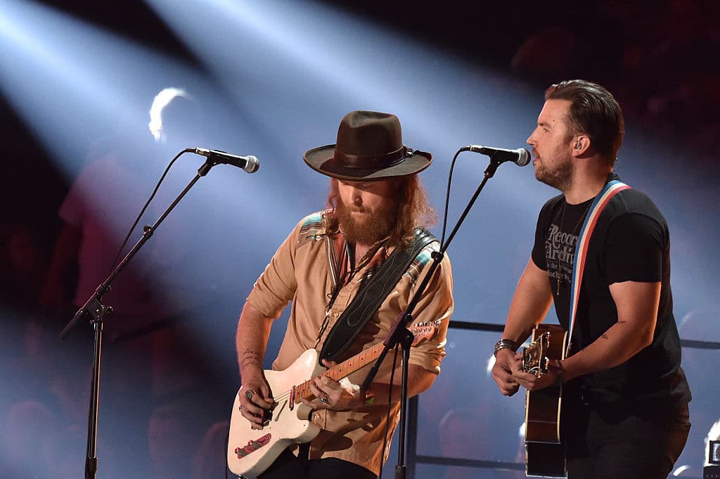 El vocalista principal del grupo ‘Brothers Osborne’ dijo a la revista Time ser homosexual y lo ha sabido durante años, pero lo mantuvo en secreto debido a la base de fans mayoritariamente conservadora de la música country.