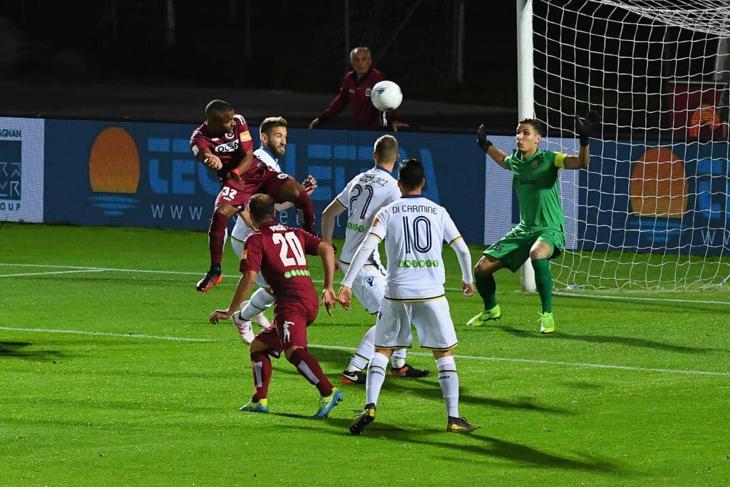 Diaw abrió el marcador mediante un cabezazo a los seis minutos.