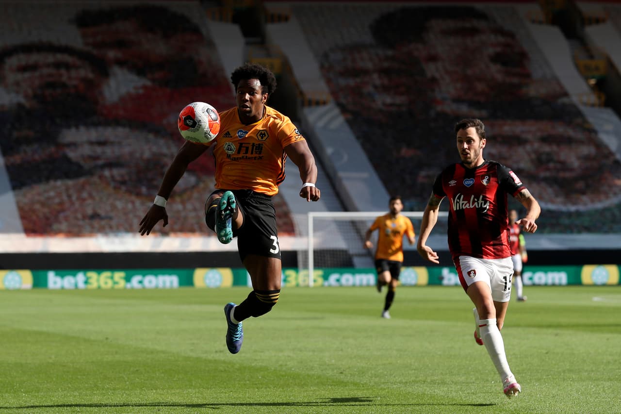 Los Wolves de Raúl Jiménez no aflojan en el sueño de jugar Europa la siguiente temporada y el Bournemouth sufre el poder goleador del mexicano.