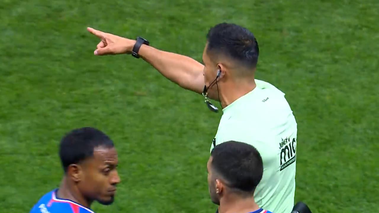 ¡Penal para Necaxa!