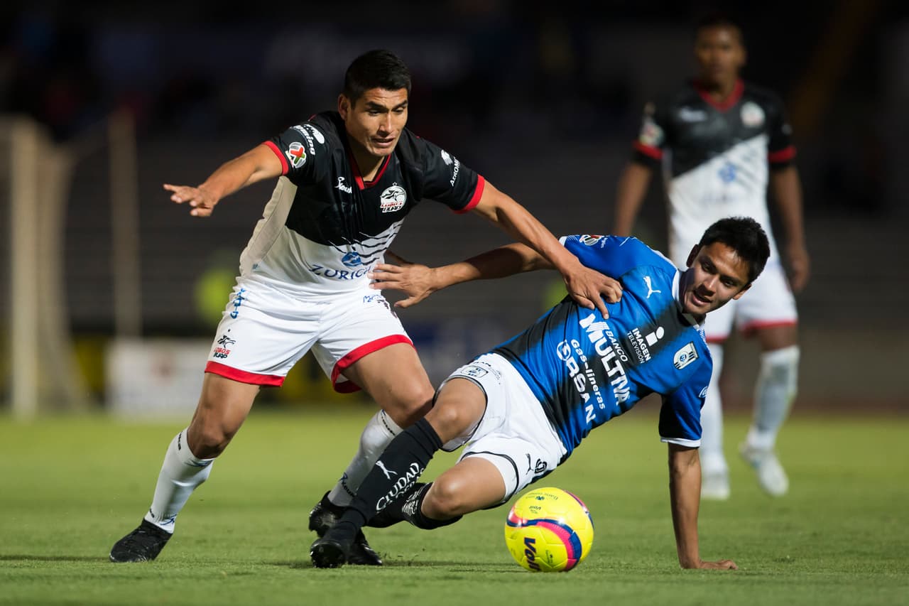 Los Gallos sumaron 3 puntos que podrían ser claves en la lucha por no descender. Con 10 unidades de ventaja sobre el Veracruz, la salvación de los emplumados parece muy probable.