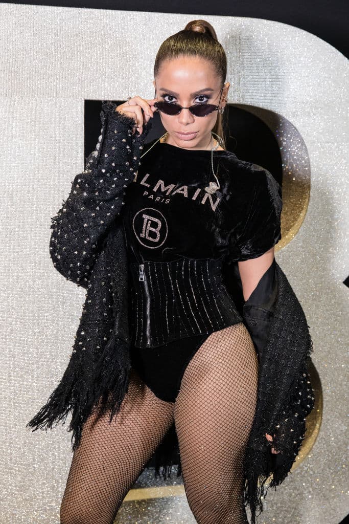 Hace algunos ayeres, la cantante brasileña y Maluma tuvieron una relación amorosa.