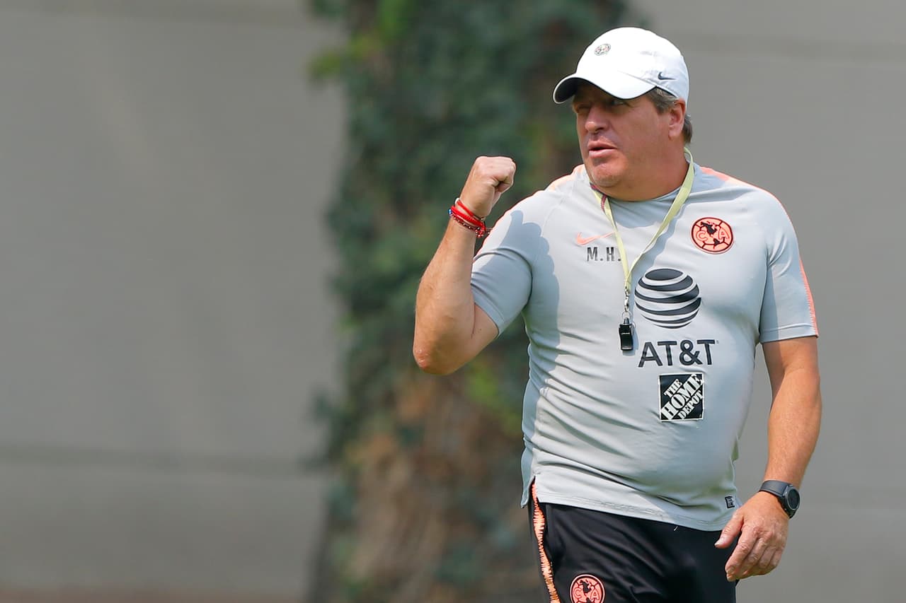 El entrenamiento de América en Coapa estuvo marcado por la tranquilidad del cupo en Liguilla pero por la exigencia de ganar contra Veracruz para mejorar lugares para los Cuartos de Final del Clausura 2019.