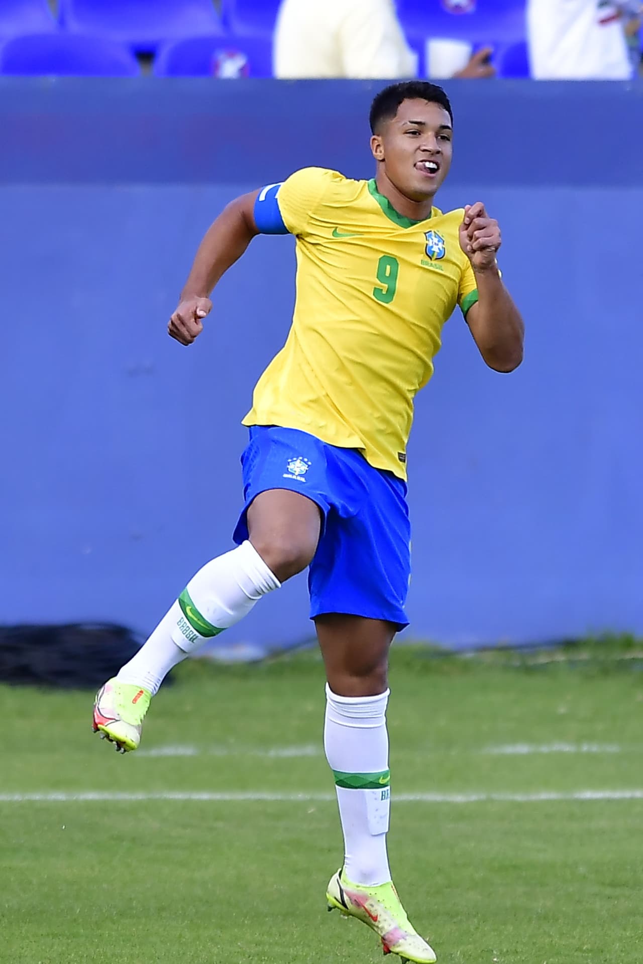 Marcos Santos es el hombre de la noche y comanda la goleada 4-0 sobre los Estados Unidos con un estupendo doblete.