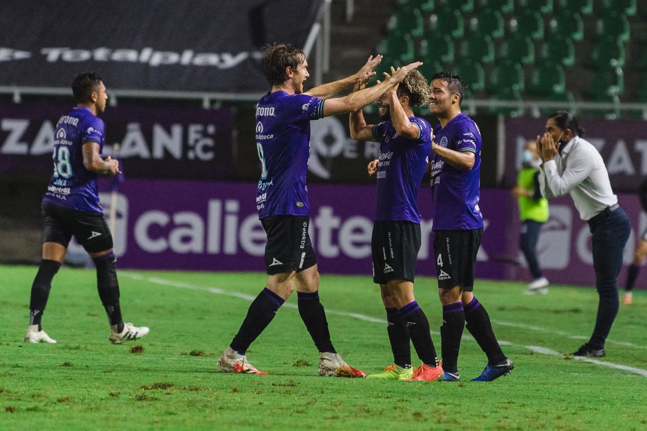 Puebla no le tiene a piedad a Mazatlán y les pegan una guamiza de 1-4 en El Kraken.