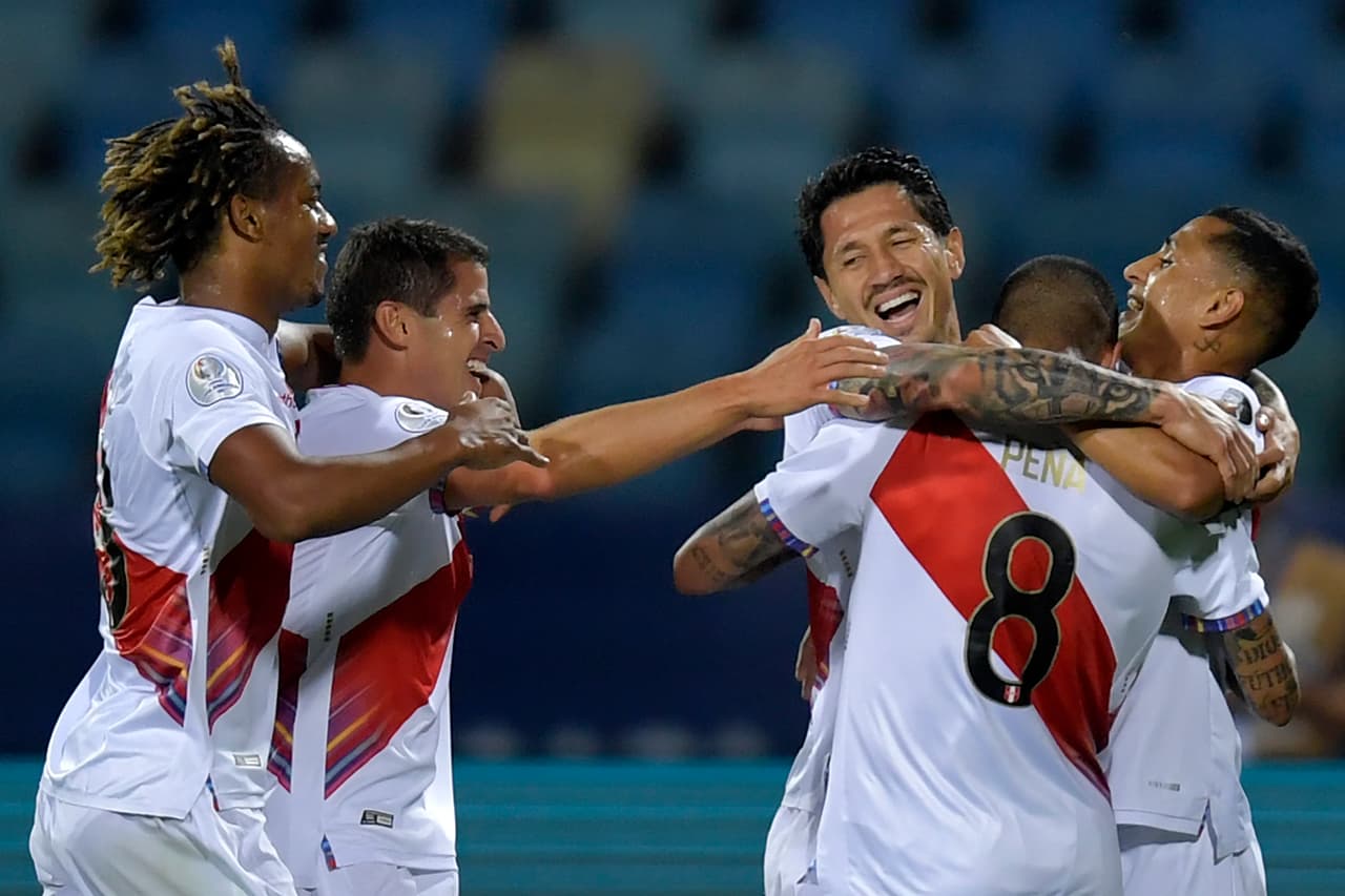 Perú se lleva los tres puntos y deja a Ecuador en el último lugar del Grupo B con tan solo un punto.