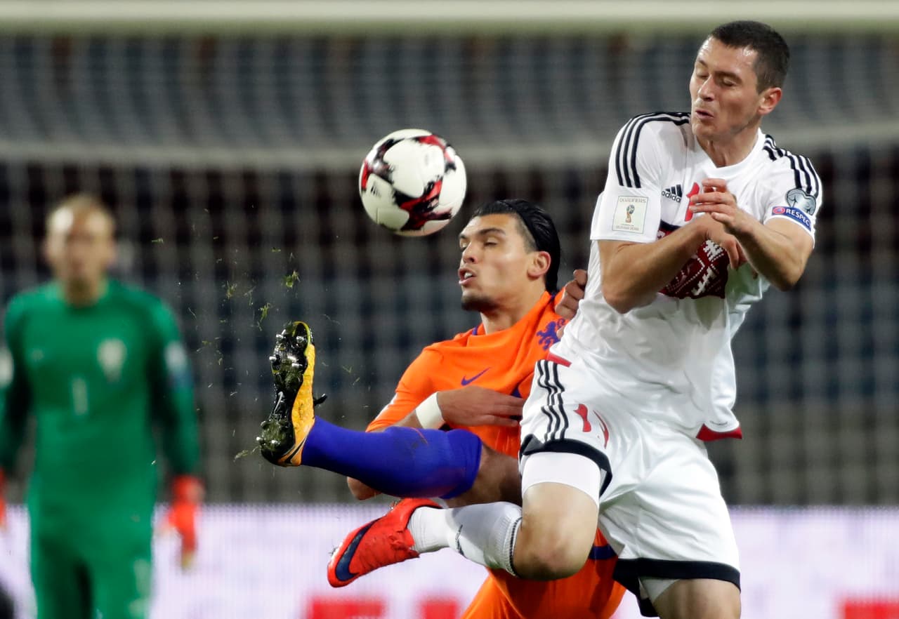 En el mismo grupo A, Suecia ocupa la segunda posición con 19 puntos, 3 más que los holandeses.