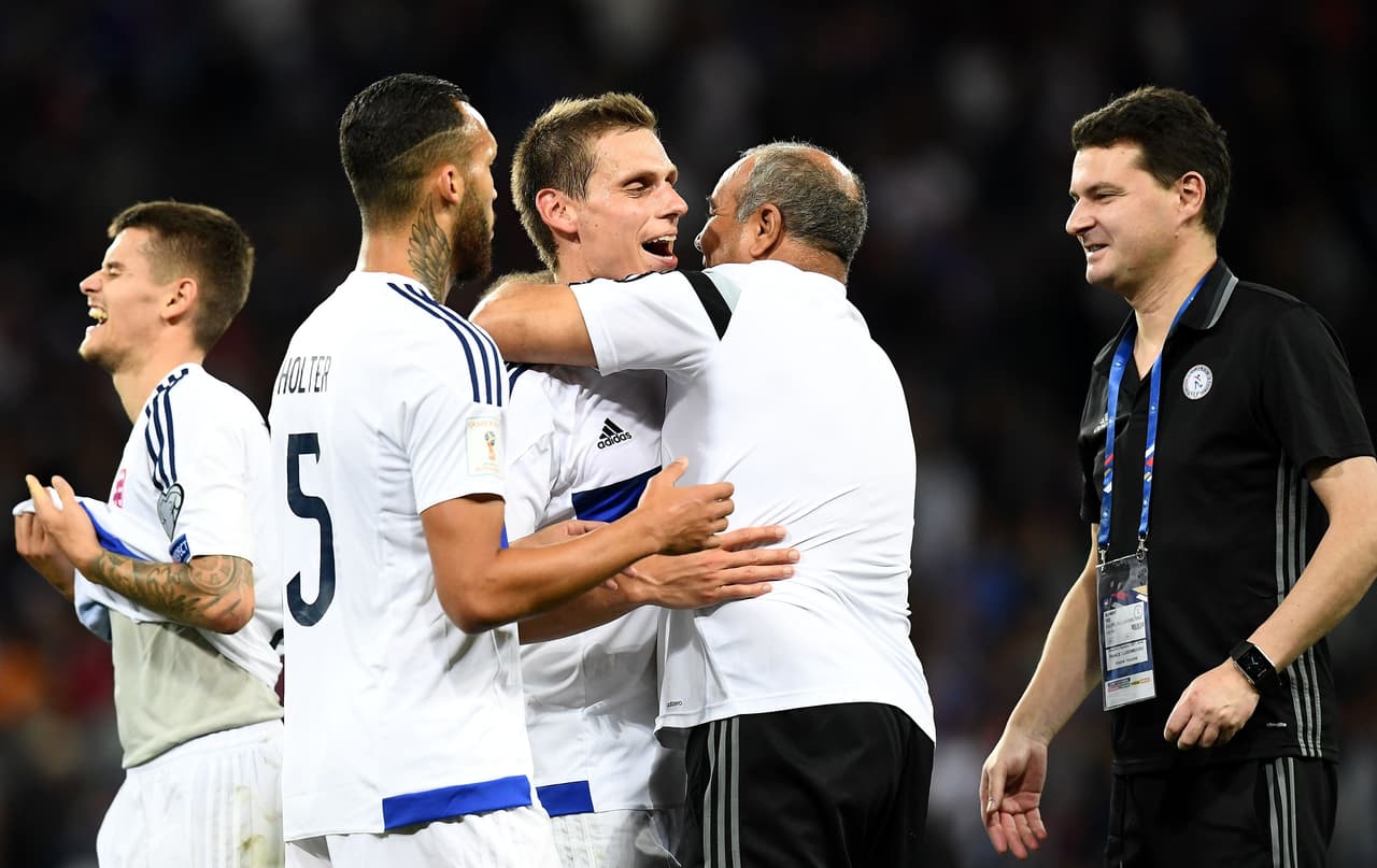 Los chicos del estratega Luc Holtz festejaron eufóricos el silbatazo final.