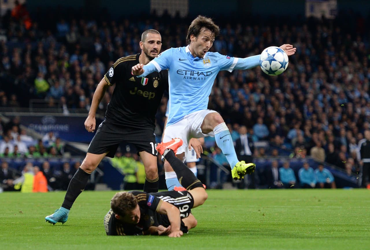 El primer tiempo fue de emociones contadas y sin goles.