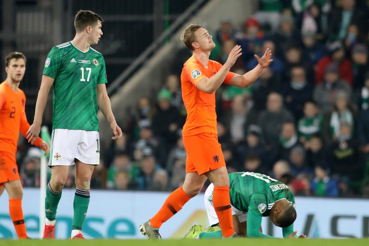 Holanda no puede con Irlanda del Norte y pospone su clasificación a la Euro 2020.