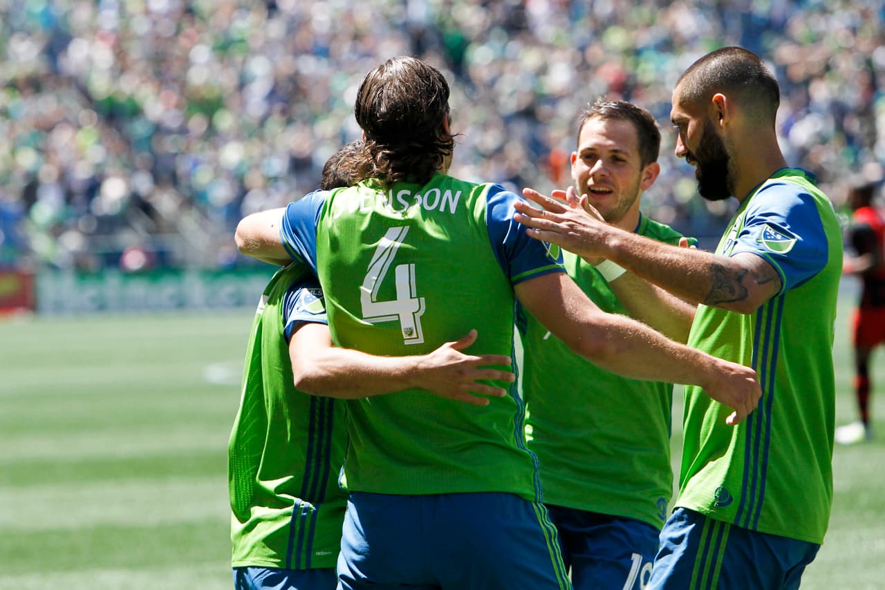 Un gol temprano de Cristian Roldán le bastó a Seattle para vencer a Portland