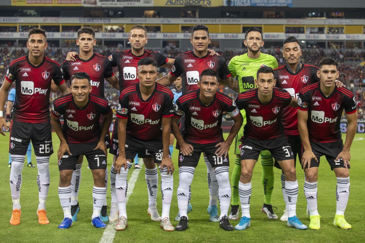 Atlas presenta el cuadro inicial para el cotejo.