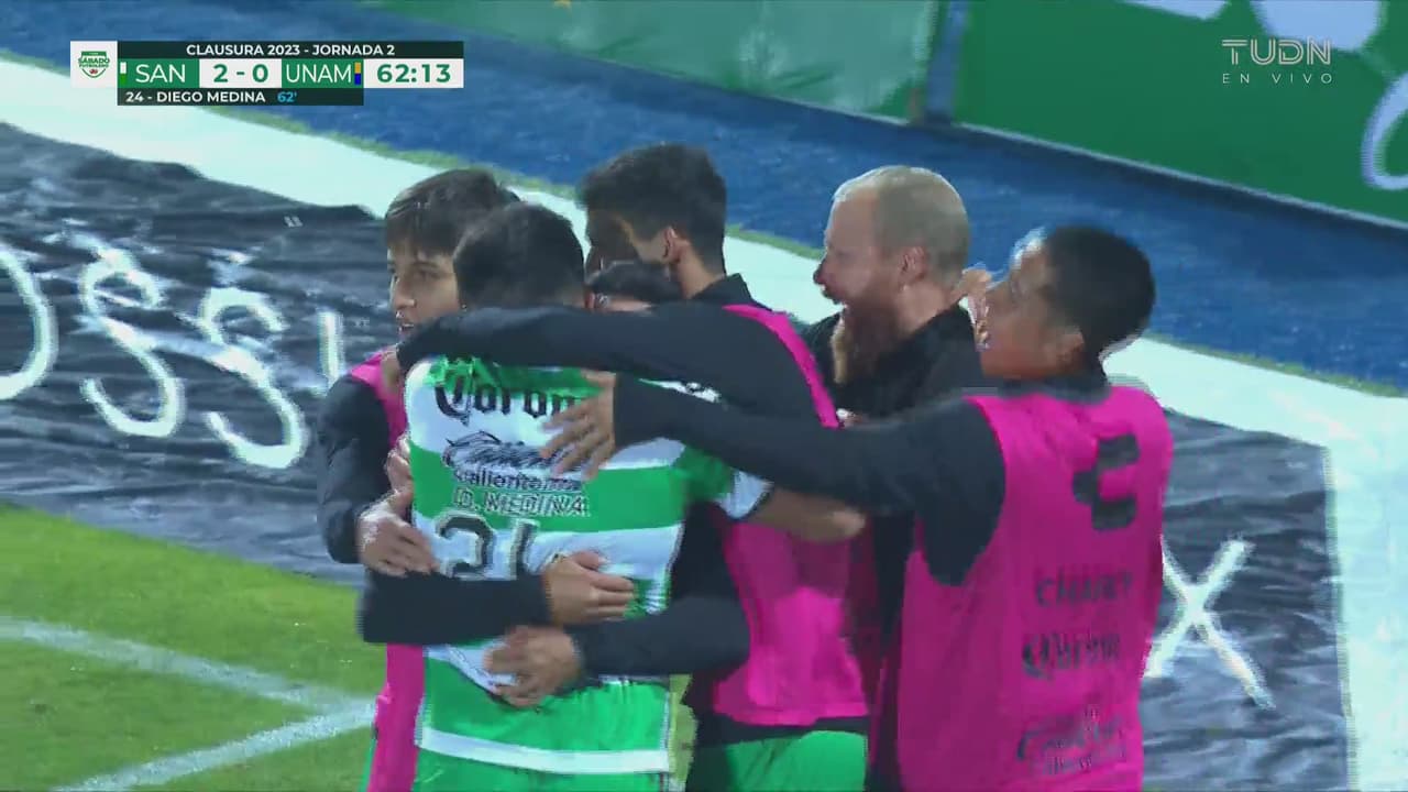 ¡La noche de Diego Medina! Doblete en Torreón para el 2-0 sobre Pumas