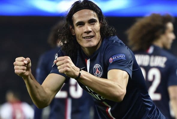La octava posición es del charrúa del Paris St. Germain, Edinson Cavani con 57 millones de euros.