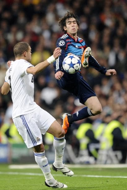 César Delgado mostraba bastante coraje, pero al igual que sus compañeros había poco juego en sus pies.