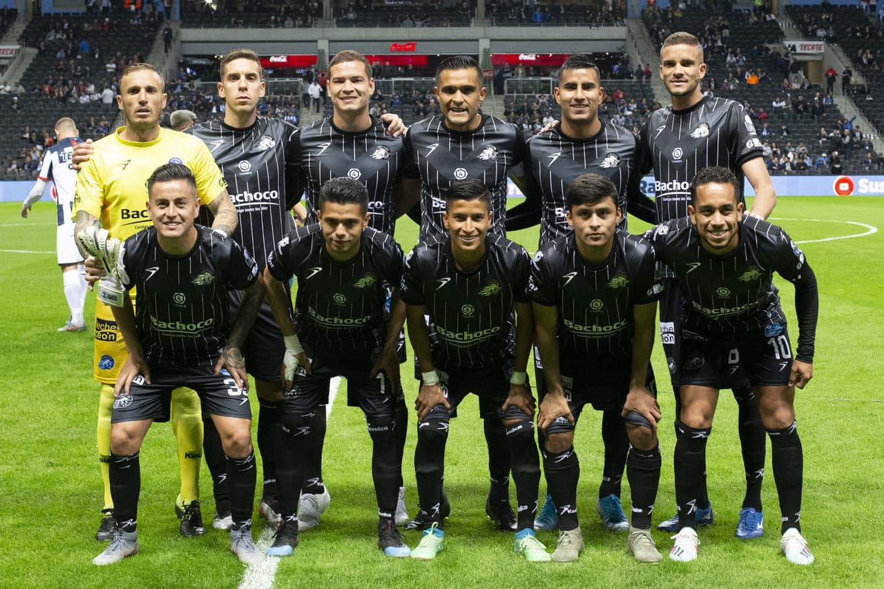 Gallardo (8’), Janssen (65’) y Layún (73’) fueron los verdugos de la noche. La siguiente ronda recibirán a Santos.