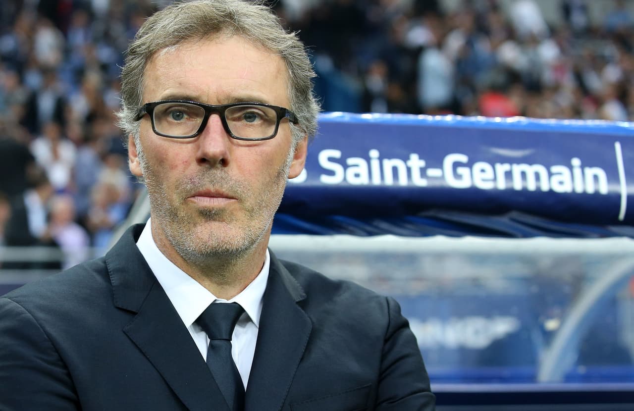 Laurent Blanc fue el bastión en la defensa francesa. Fue técnico del PSG hasta hace poco tiempo y hoy pasa sus días jugando golf y como analista deportivo.