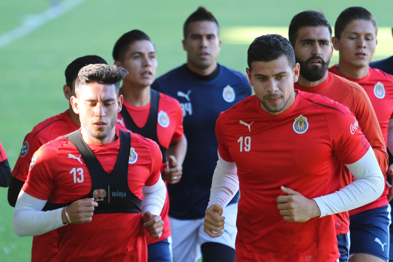 En medio de la jornada de amistosos de FIFA, Chivas de Guadalajara entrenó en Chivas Verde Valle y trabaja con la idea de mejorar en el Clausura 2019 de Liga MX.