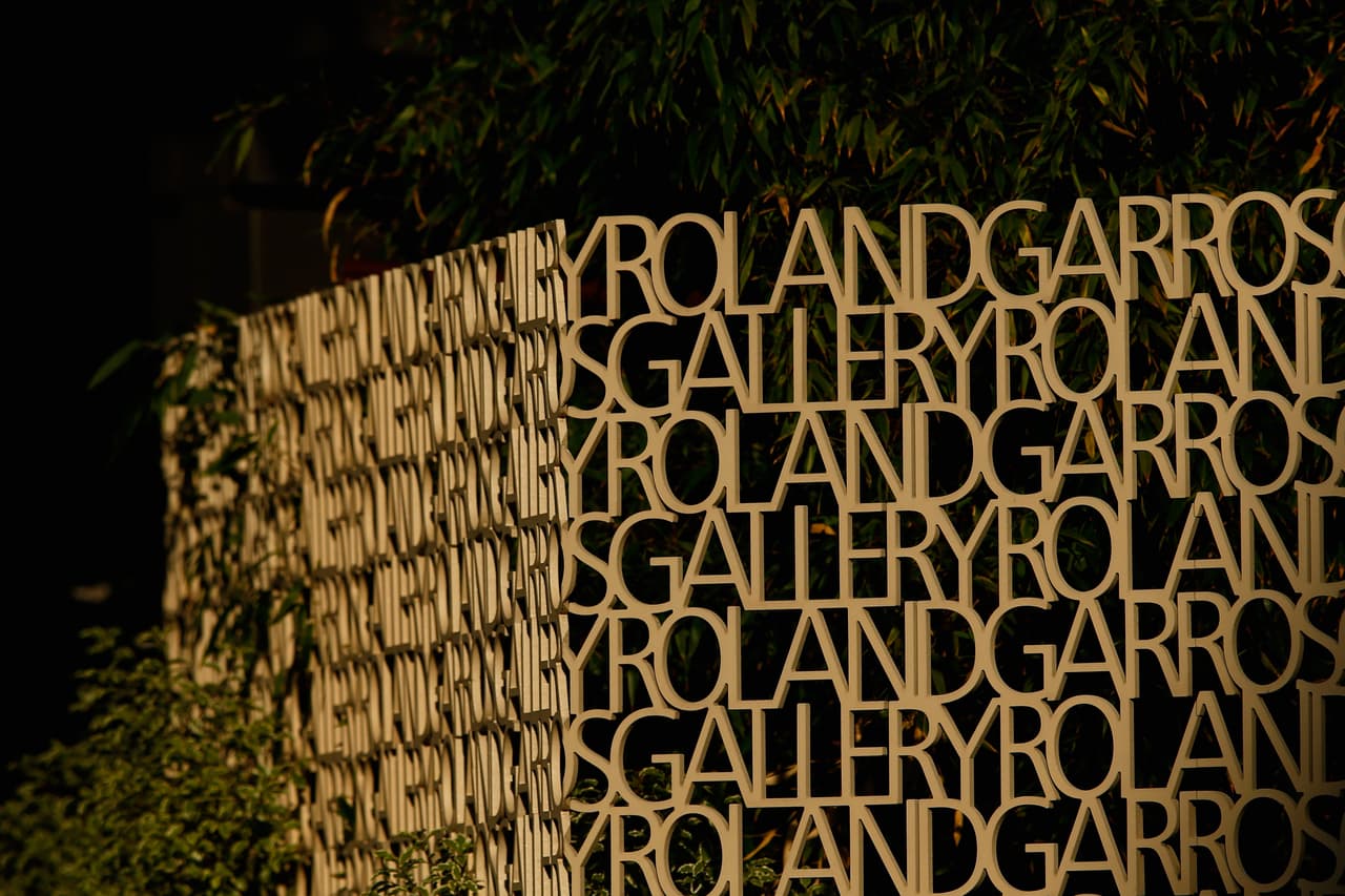 Con el viento como gran protagonista, el suizo Stan Wawrinka y el francés Jo-Wilfried Tsonga lograron adaptarse mejor y se clasificaron para semifinales.