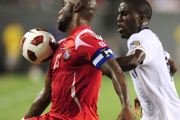 El mejor jugador de los panameños fue Felipe Baloy, quien estuvo intratable en defensa.