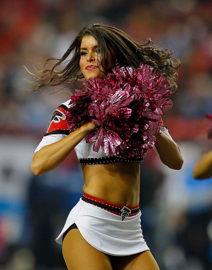 Los Atlanta Falcons tuvieron la ofensiva más explosiva de la NFL esta temporada y lucharan por un pase a la Final de división ante los Seahawks. Gran parte de su éxito se debe al apoyo incondicional que les brindaron sus bellas cheerleaders.
