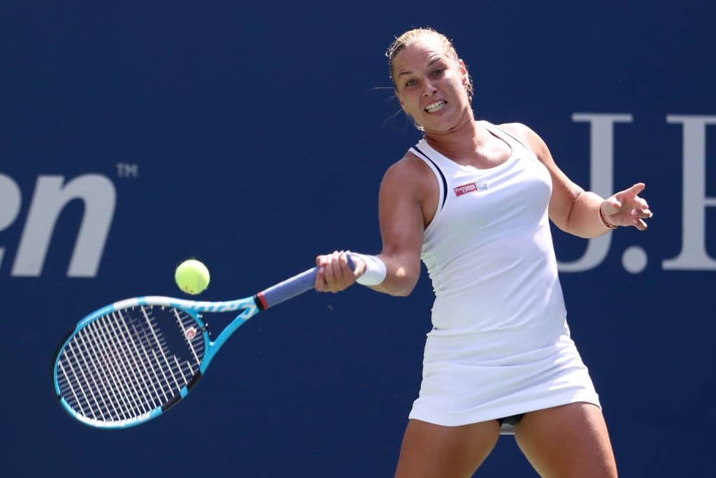 La eslovaca Dominika Cibulkova, una de las fuertes jugadoras que sigue en la pelea por el US Open, es un ejemplo de seguridad sobre si misma, no solo en la cancha sino fuera de ella.