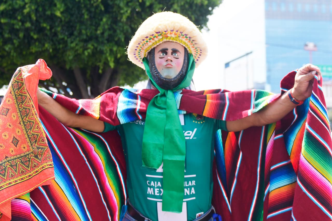 A pocos minutos de la Final del Clausura 2019 entre León y Tigres así viven los fanáticos la llegada al estadio.